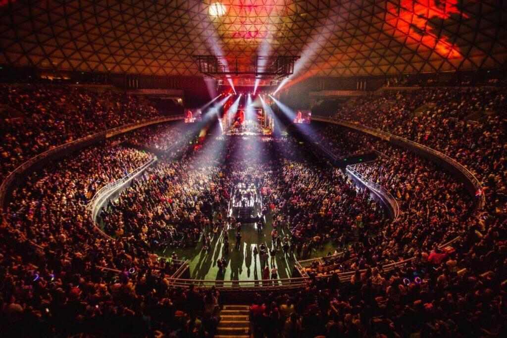Cerca De Fantasilandia,movistar Arena, Club Hipico, Teatro Caupolican